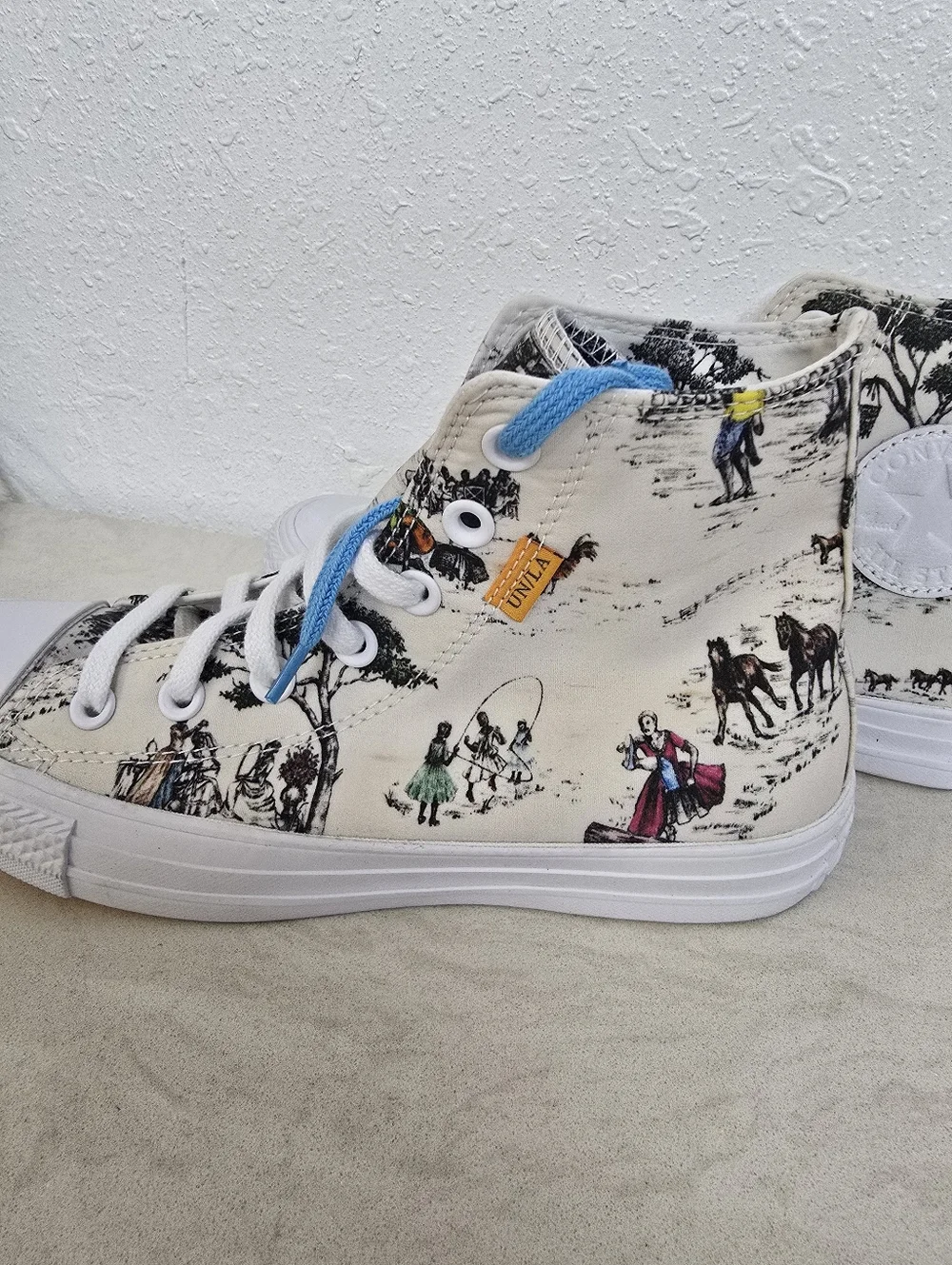 Converse Chuck Taylor All-Star Hi x Union Sheila Bridges Harlem Toile 7 - Picture 9 of 12